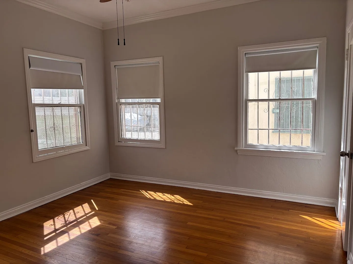 350 N Spaulding Ave — Photo 4