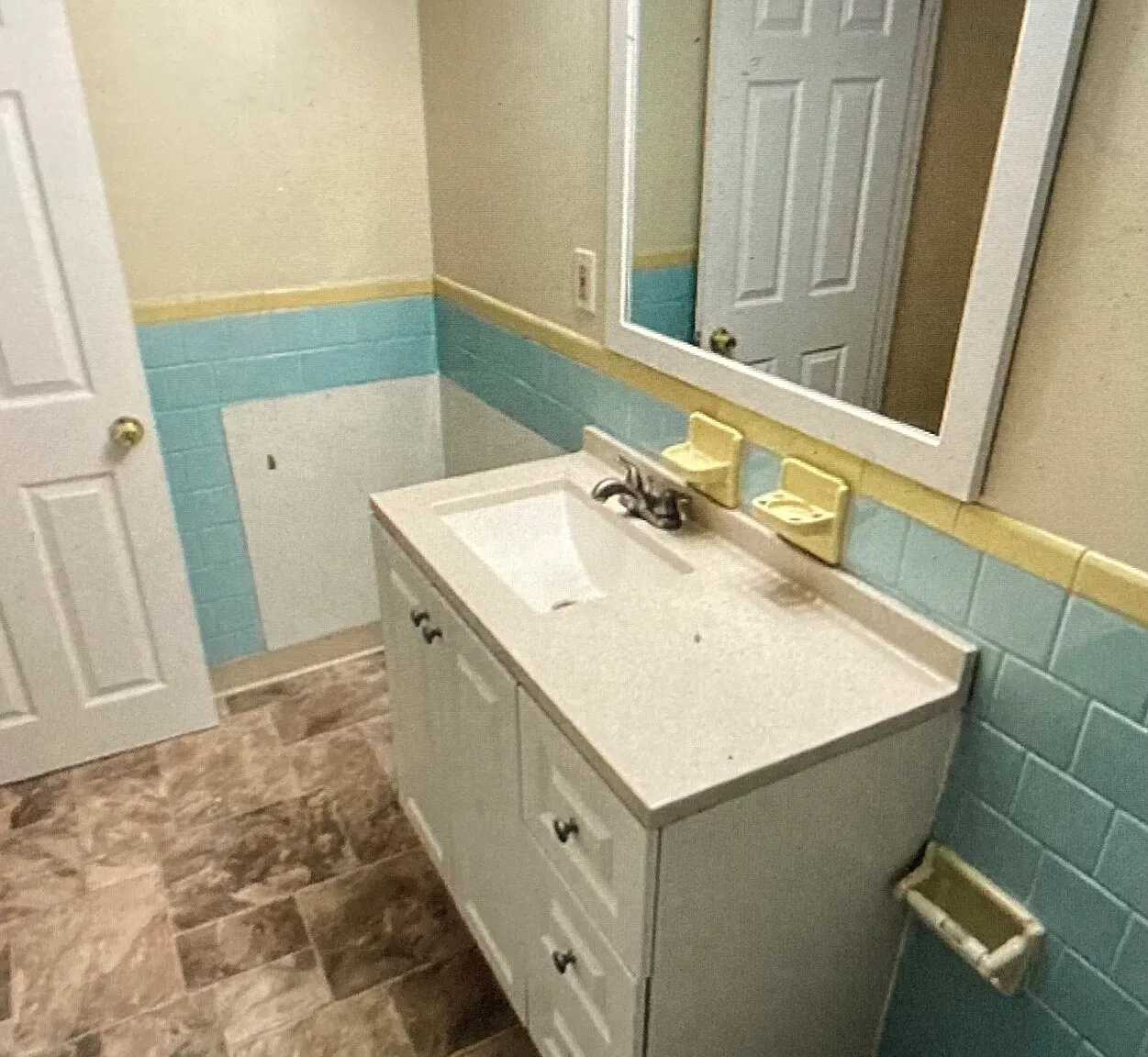 2 bed, 1.0 bath, 1000 sqft, $1,695 — Photo 4