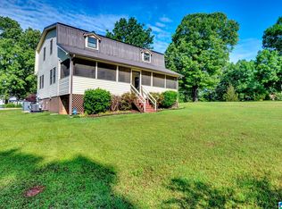 621 Spring Trl, Warrior, AL 35180