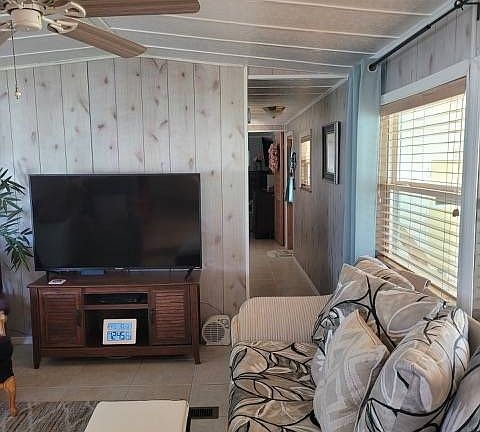 4th image of 918 Reed Canal Rd #231