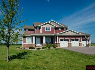 50018 County Road 13, North Mankato, MN 56003