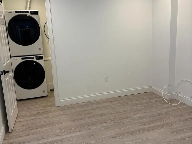 773 Washington Blvd #2 — Photo 5