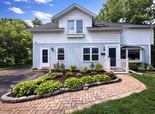 320 Noble Ave, Lake Forest, IL 60045