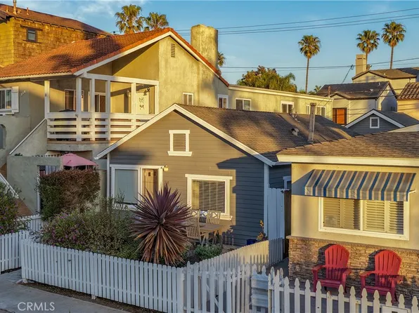 318 8th St, Huntington Beach, CA 92648