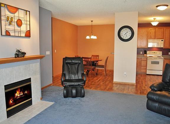 4th image of 12727 Collegeview Dr APT 101