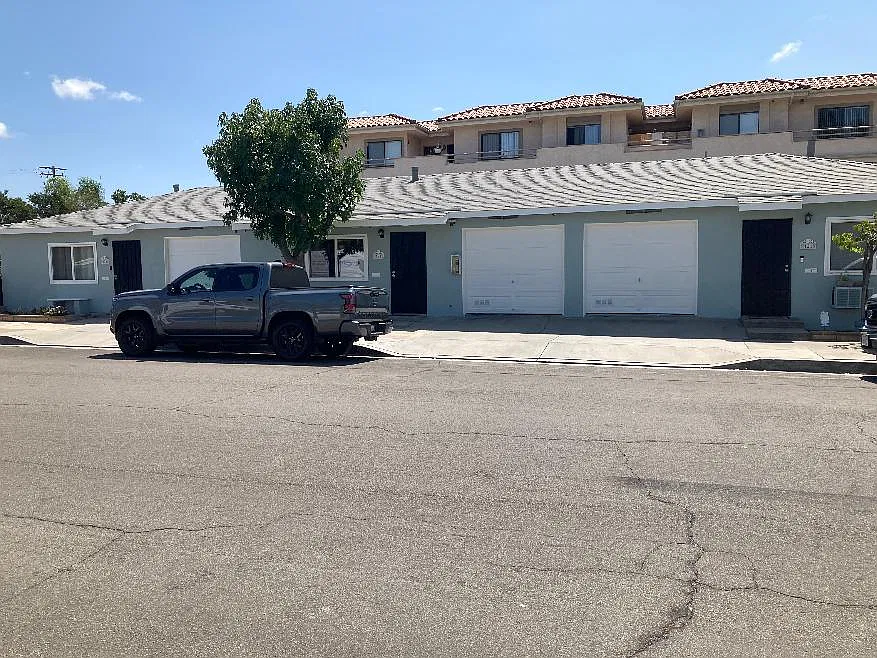 1 bed, 600 sqft, $1,950 — Photo 2