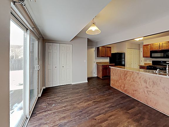 4th image of 1692 Linden Park Ln