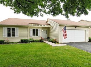 222 Windjammer Ln, Grayslake, IL 60030
