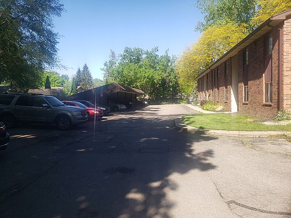 2nd image of 146 Coleman St SE #4B