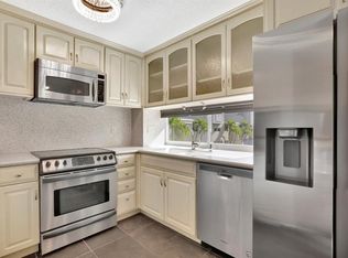 884 SE 19th Ave, Deerfield Beach, FL 33441