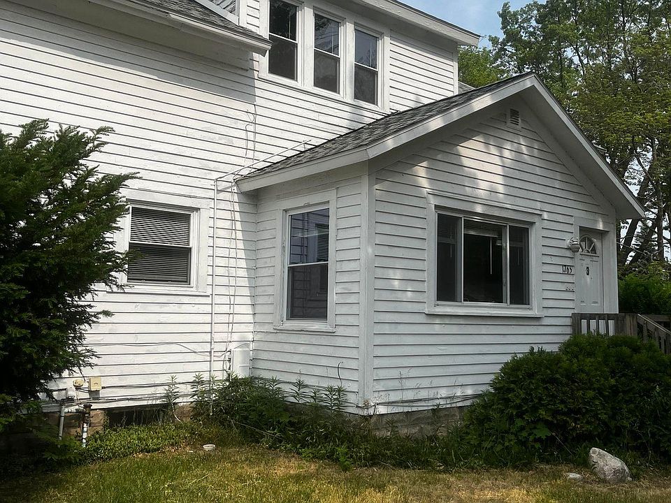 1st image of 1765 Barclay St #1