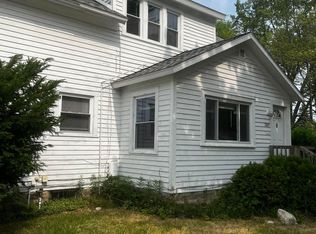 1765 Barclay St #1, Muskegon, MI 49441