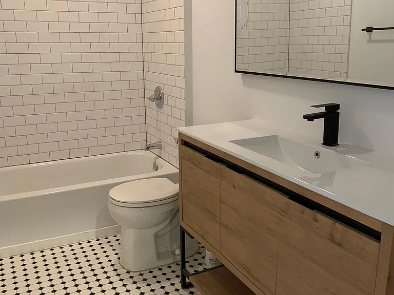 1st floor bathroom