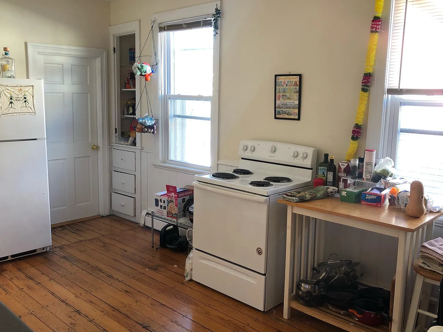 7 bed, 2800 sqft, $7,000 — Photo 4