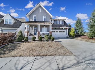 206 June Bug Ln, Fort Mill, SC 29708