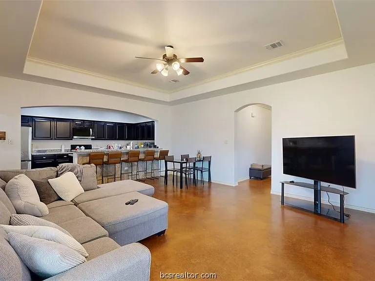 413 Hayes Ln #C & D — Photo 3