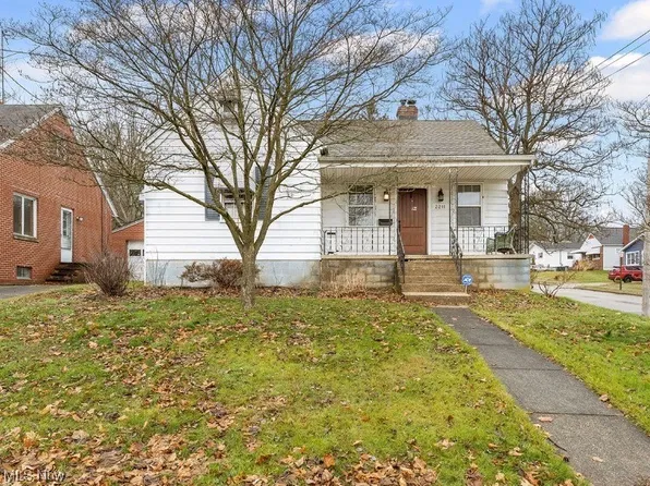 2211 Goodyear Blvd, Akron, OH 44305