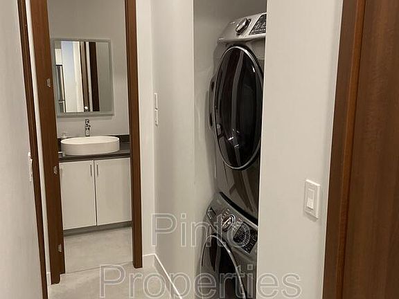 5th image of 10706 85th Ave NW #B01
