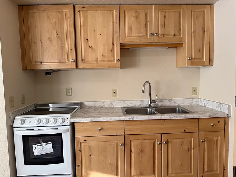 Legacy Lodge — Photo 10