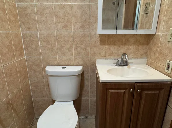 391 Pacific Avenue image 9 of 14