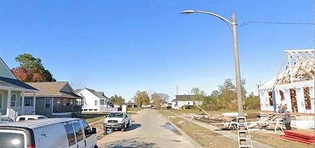 2nd image of 132 Seal Dr