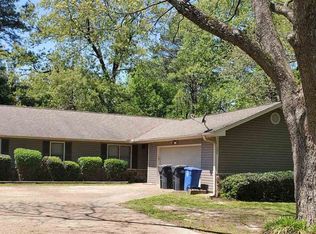 207 N Hunter Ln, Jonesboro, AR 72405