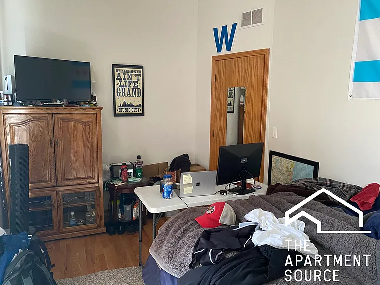 1446 N Leavitt St #2 — Photo 12