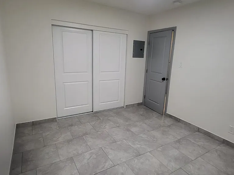 560 E Pleasant St #3 — Photo 12
