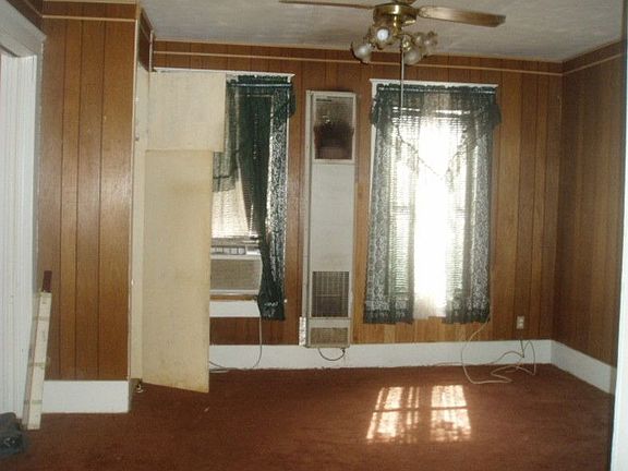 4th image of 3705 Avenue N 1/2