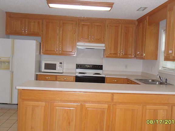 5th image of 110 Teaberry Ct