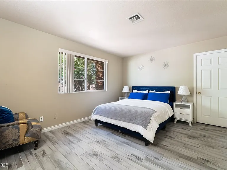 724 N Fogg St — Photo 28