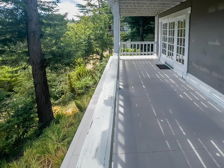 Castle Rock Dr — Photo 27