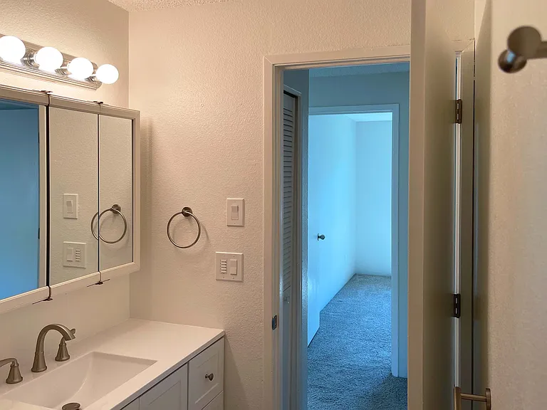 6106 SE Boise St — Photo 42