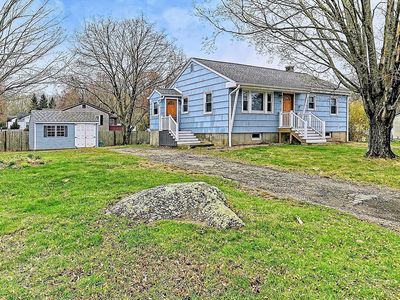 50 Juniper Ave, Attleboro, MA, 02703