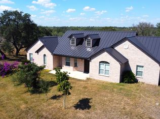 219 Private Road 568, Hondo, TX 78861