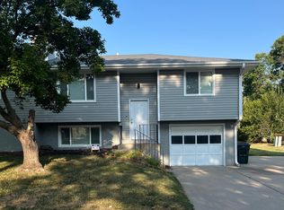 5507 S 38th St #1, Lincoln, NE 68516
