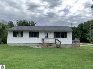 708 E South St, Ithaca, MI 48847