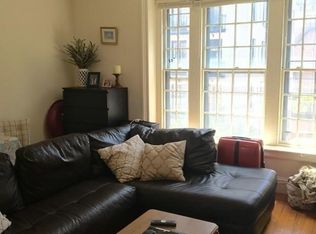 15 Charles St APT 2R, Boston, MA 02114