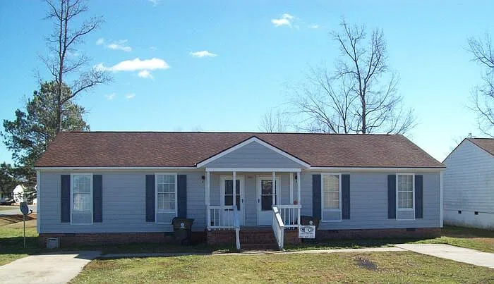 100 Suzanne Cir #B
