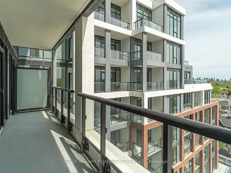 858 Dupont St #702 — Photo 34