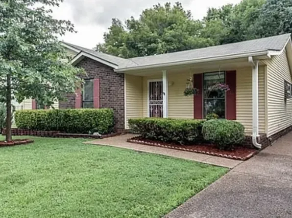 3072 Reelfoot Dr, Nashville, TN 37214