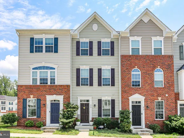 515 Rolling Valley Dr, Fredericksburg, VA 22405