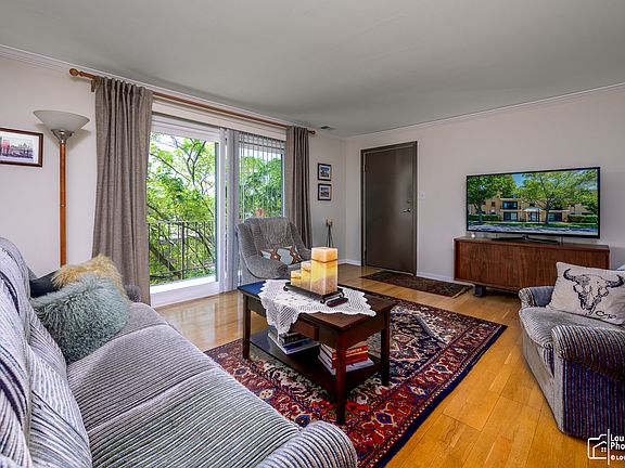 5th image of 6019 S Archer Ave Unit 3S