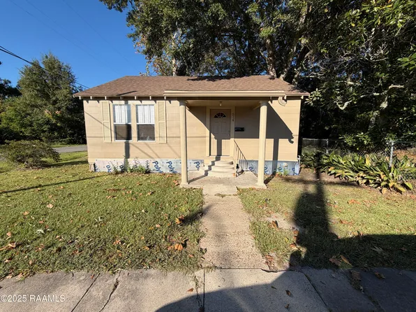 514 4th St, Rayne, LA 70578