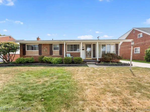 14057 Huntington St, Riverview, MI 48193