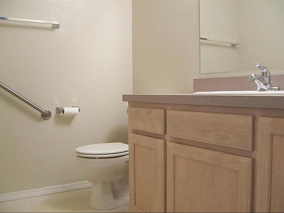 3rd image of 2665 Citrus Pl NW