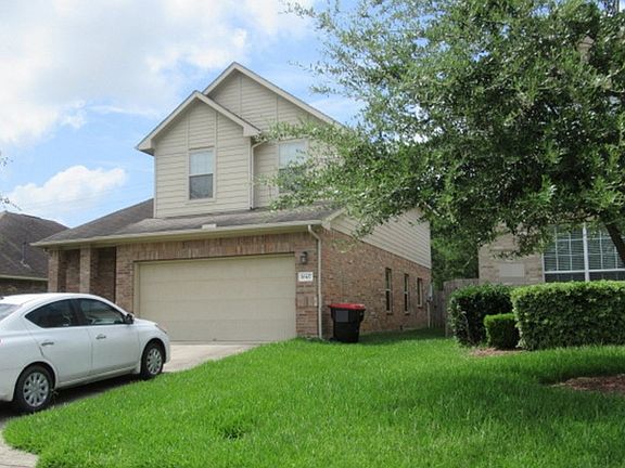 2nd image of 10427 Whisper Bluff Dr
