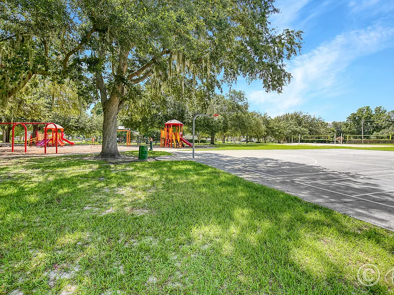 423 Van Reed Manor Dr — Photo 30