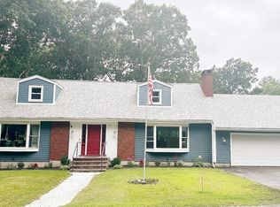 16 J Dr, Westport, MA 02790