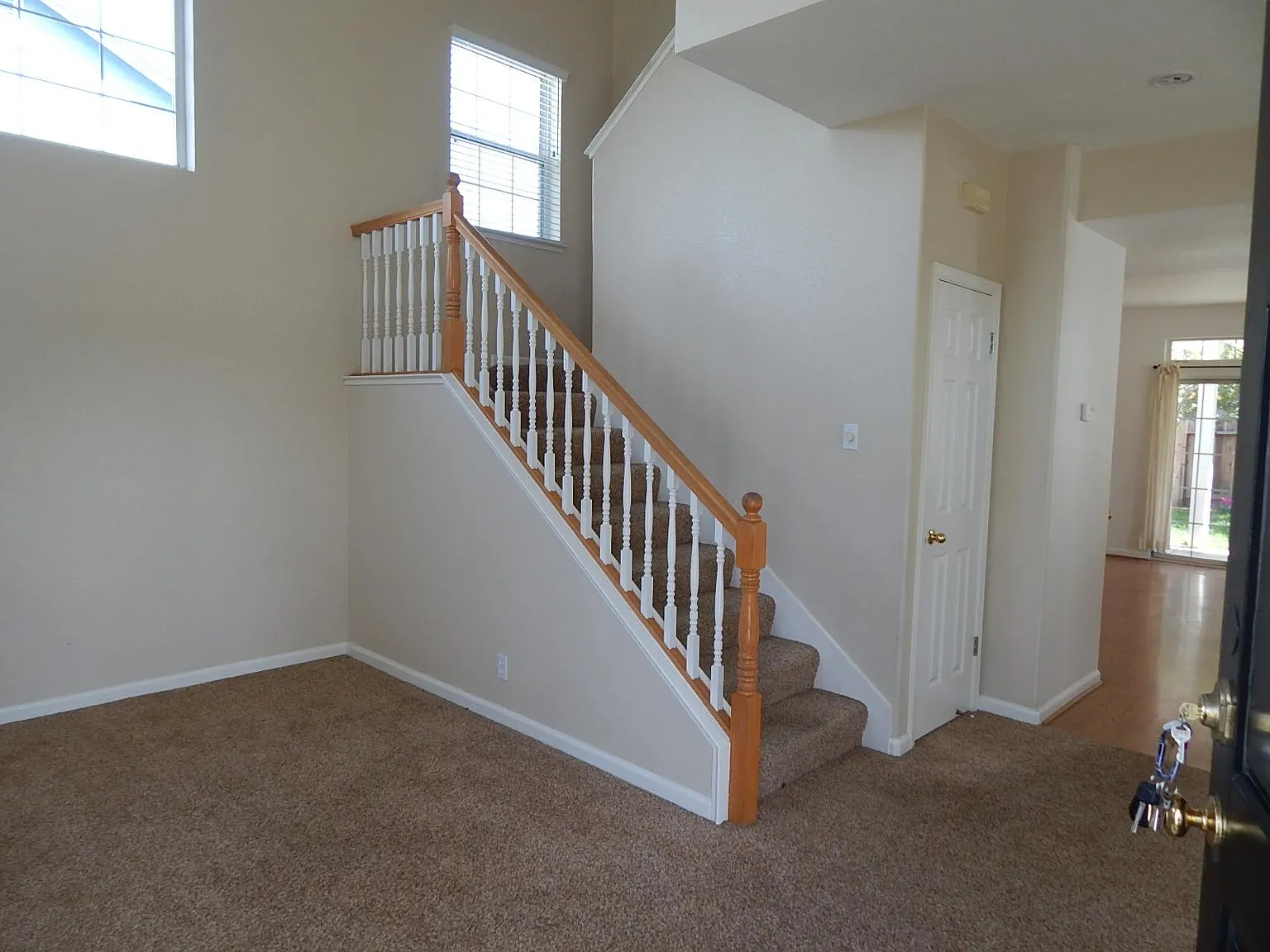 3 bed, 2.5 bath, 1530 sqft, $3,200 — Photo 4
